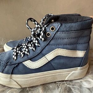Boys Vans MTE SK8-Hightop waterproof size 3.5